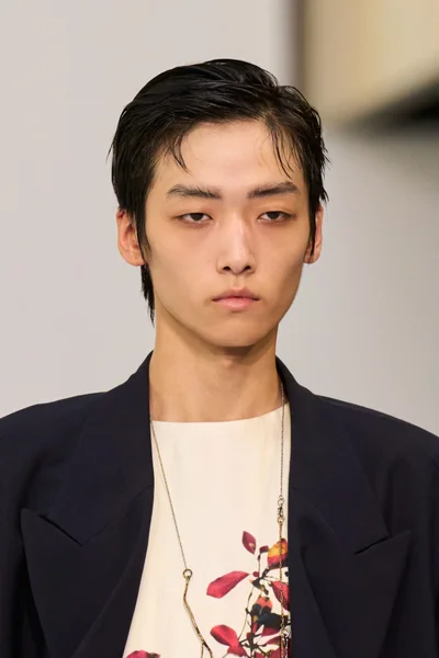Look 148